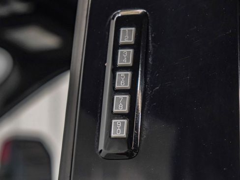 Used 2019 Ford F250 Platinum w/ Platinum Ultimate Package image 43