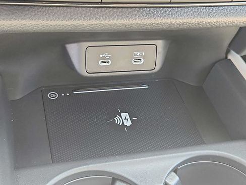 Used 2026 Honda HR-V LX image 23