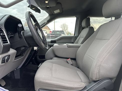 Used 2016 Ford F150 XLT AWD/4WD image 5