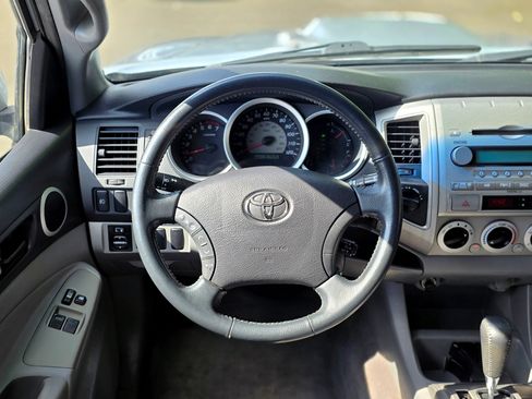 Used 2006 Toyota Tacoma 4x4 Access Cab V6 image 17