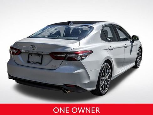 Used 2023 Toyota Camry XLE w/ Cold Weather Package AWD/4WD image 6