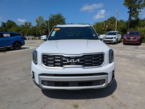 Certified 2024 Kia Telluride SX FWD image 3