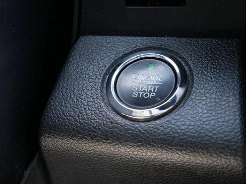 Used 2016 Ford F150 Lariat w/ Equipment Group 502A Luxury AWD/4WD image 29