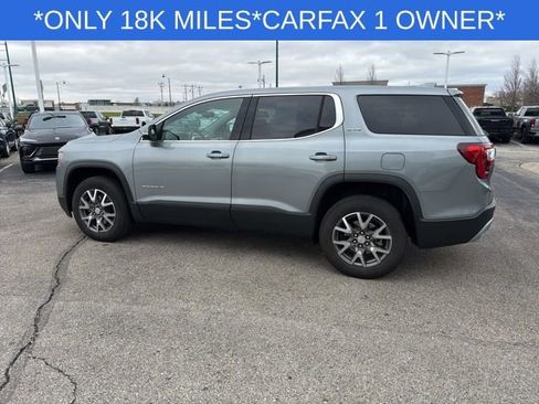 Used 2023 GMC Acadia SLE image 10