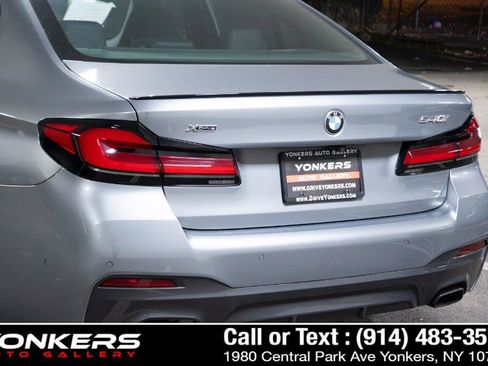 Used 2023 BMW 540i xDrive w/ M Sport Package image 22