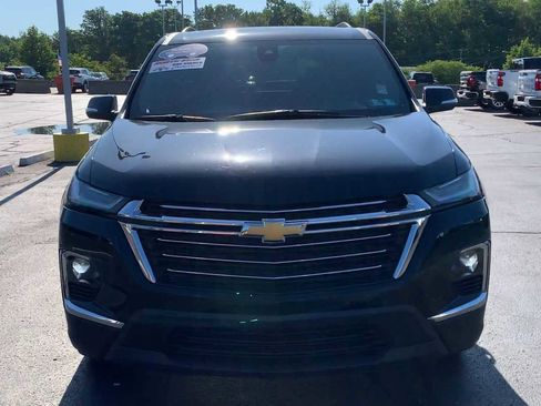 Certified 2023 Chevrolet Traverse LT w/ LPO, Floor Liner Package AWD/4WD image 3