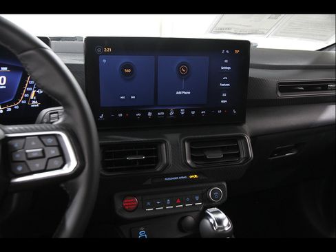 Used 2024 Ford Mustang Coupe RWD image 9
