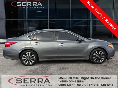 Used 2017 Nissan Altima 2.5 SL image 6