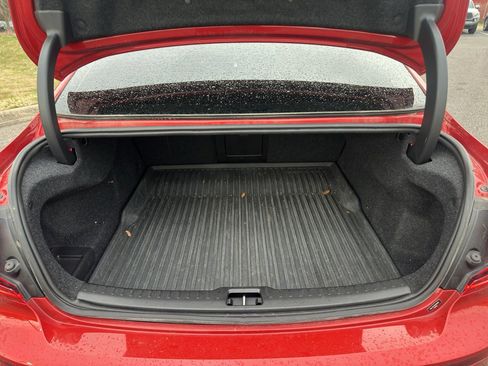 Used 2022 Volvo S60 B5 Momentum image 12