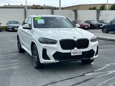 Used 2025 BMW X4 xDrive30i w/ M Sport Package AWD/4WD image 7