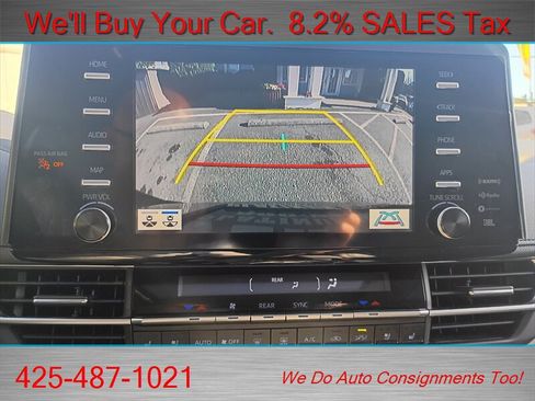 Used 2023 Toyota Sienna Limited AWD/4WD image 32