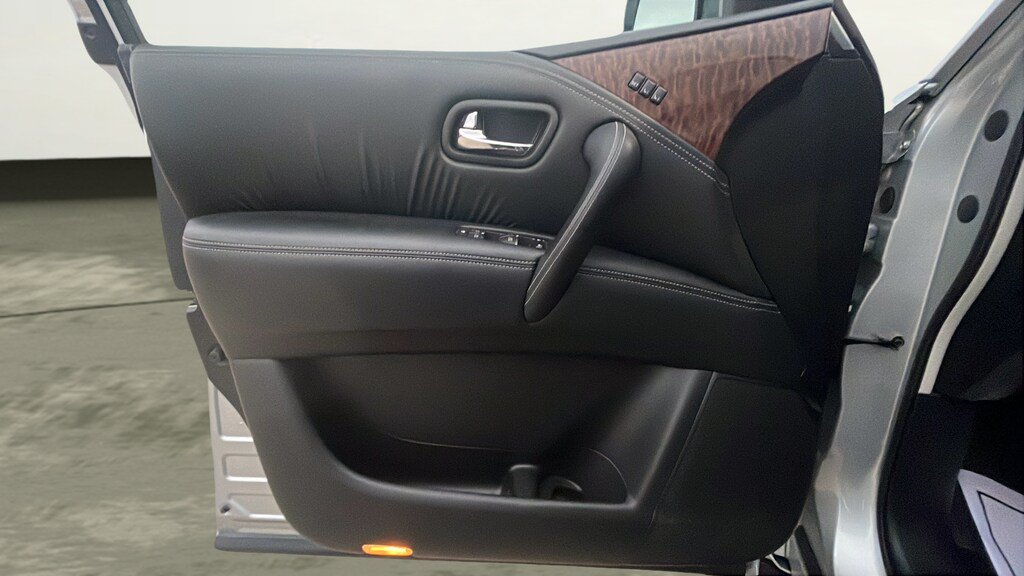 Used 2020 Nissan Armada Platinum w/ Captain's Chairs Package AWD/4WD image 15
