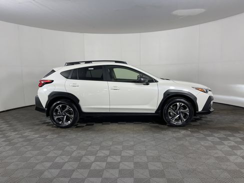 Certified 2024 Subaru Crosstrek 2.0i Premium image 5
