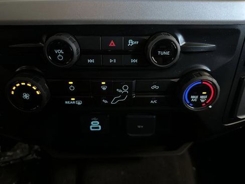 New 2026 Ford F350 XLT w/ FX4 Off-Road Package image 17