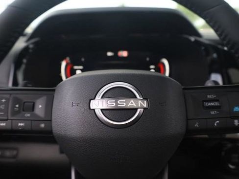 New 2026 Nissan Pathfinder Platinum AWD/4WD image 13