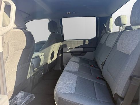 New 2026 Ford F250 XLT w/ FX4 Off-Road Package image 13