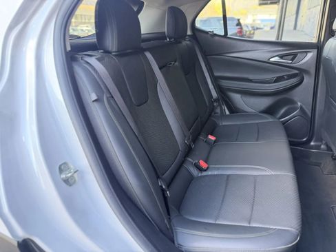 Used 2023 Buick Encore GX Essence w/ Experience Buick Package image 20