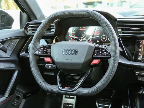 New 2025 Audi SQ5 Premium Plus image 16
