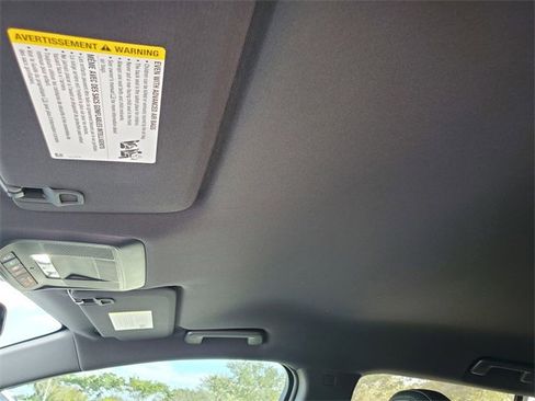 New 2026 Chevrolet Equinox EV LT image 16