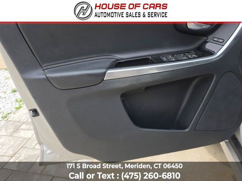 Used 2016 Volvo XC60 T5 Premier w/ Protection Package AWD/4WD image 51