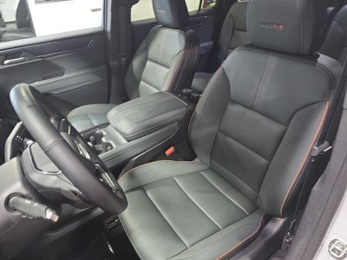 Used 2024 GMC Acadia AT4 w/ Luxury Package AWD/4WD image 20
