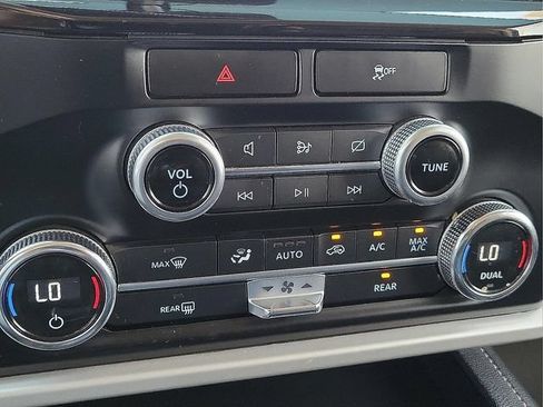 Used 2022 Ford Expedition XLT RWD image 27