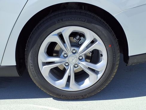 New 2025 Honda Accord LX image 6