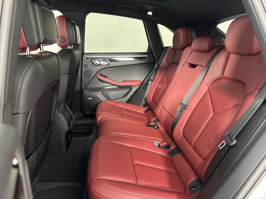 Certified 2023 Porsche Macan GTS AWD/4WD image 21