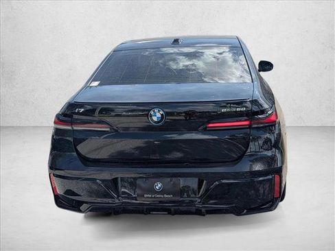 New 2026 BMW i7 eDrive50 w/ M Sport Package image 7