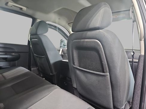 Used 2013 Chevrolet Silverado 2500 LT w/ Interior Plus Package AWD/4WD image 14