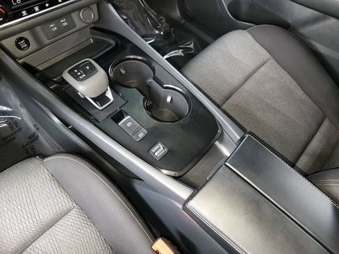 Used 2026 Nissan Rogue SV FWD image 22