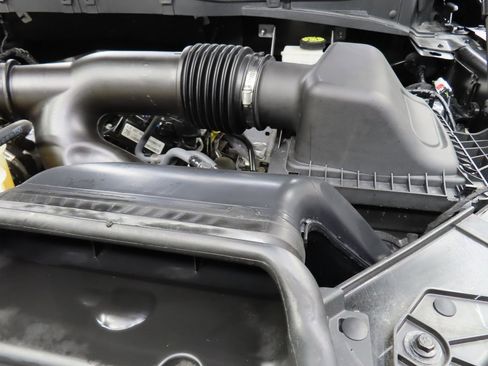 Used 2024 Ford F150 Platinum w/ FX4 Off-Road Package image 31