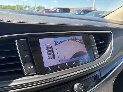 Used 2024 Buick Enclave Avenir w/ Avenir Technology Package AWD/4WD image 67