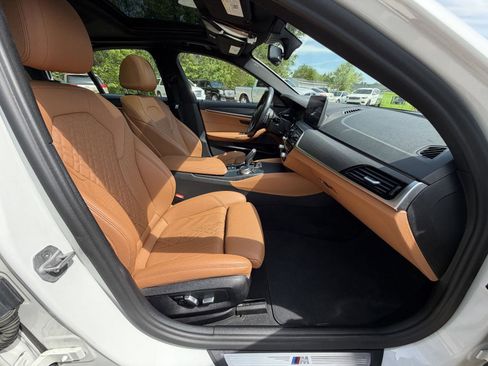 Used 2021 BMW 530i xDrive w/ M Sport Package AWD/4WD image 35