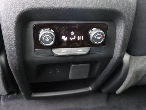 New 2026 Chevrolet Traverse Z71 image 28