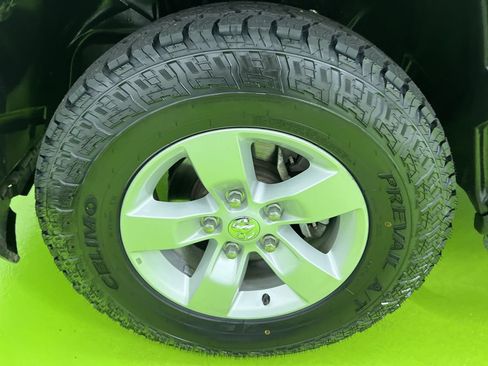 Used 2021 RAM 1500 Classic SLT w/ Protection Group AWD/4WD image 16
