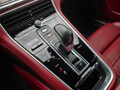 Used 2020 Porsche Panamera 4 AWD/4WD image 25