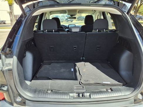 Used 2022 Ford Escape SE w/ SE Sport Appearance Package FWD image 8