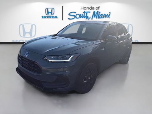 Used 2024 Honda HR-V Sport image 3