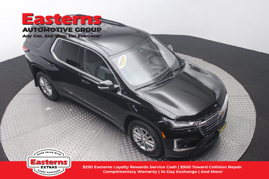 Used 2023 Chevrolet Traverse LT FWD image 4