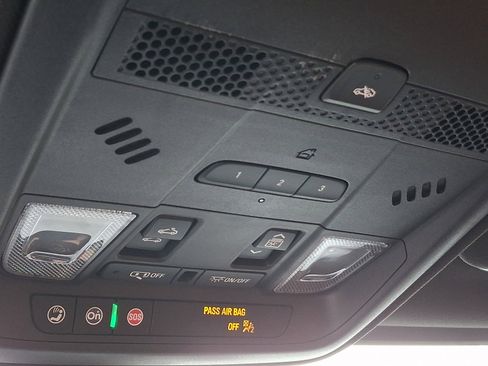 Used 2023 Cadillac XT5 Premium Luxury image 27