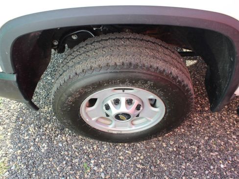 Used 2023 Chevrolet Silverado 2500 W/T w/ WT Convenience Package image 24