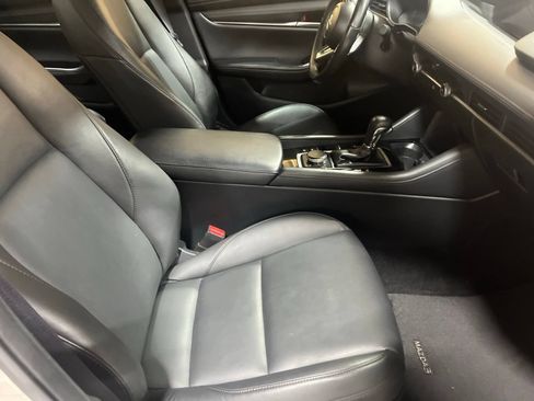 Used 2024 MAZDA MAZDA3 s FWD image 16