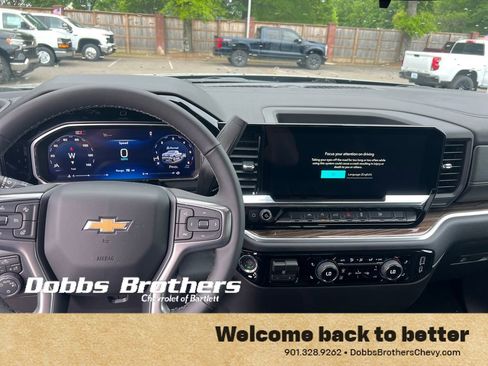 New 2026 Chevrolet Silverado 1500 LT w/ Leather Package AWD/4WD image 12