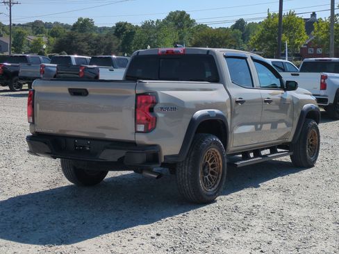 Certified 2023 Chevrolet Colorado Trail Boss AWD/4WD image 10