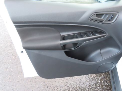 Used 2018 Ford Transit Connect XL image 6