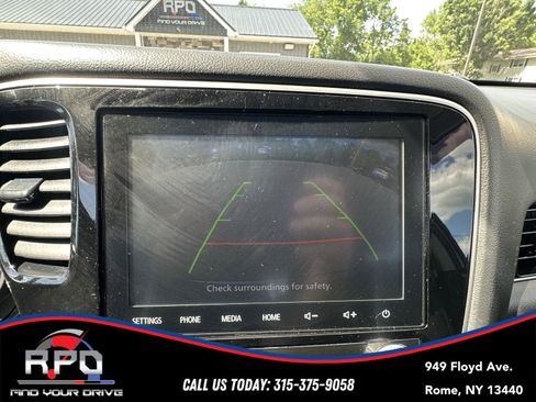 Used 2020 Mitsubishi Outlander SE AWD/4WD image 16