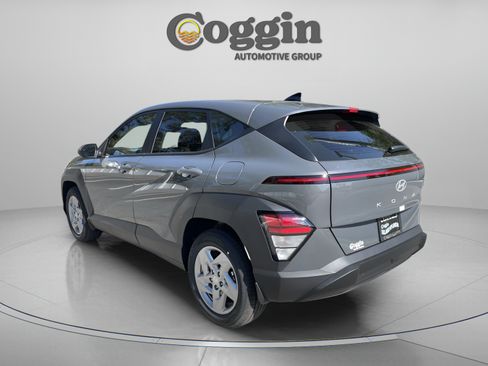 Certified 2026 Hyundai Kona SE FWD image 4