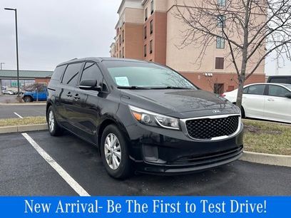 Used 2017 Kia Sedona L