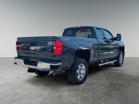 Used 2019 Chevrolet Silverado 2500 LT w/ LT Convenience Package AWD/4WD image 6
